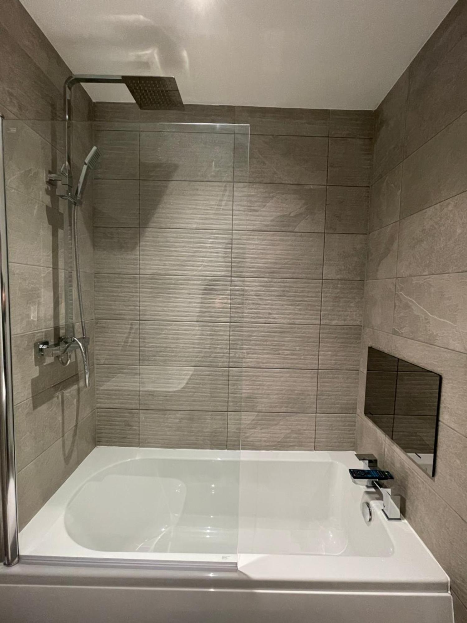שפילד Stylish And Modern 2Br Apartment With Parking מראה חיצוני תמונה